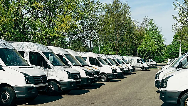 Firmenwagen nach Kündigung privat verkaufen: Steuern & Recht