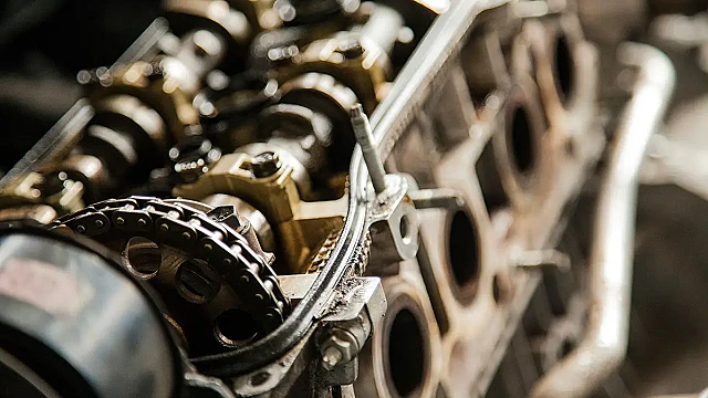 Autoexport mit Motorschaden: Geht das überhaupt?